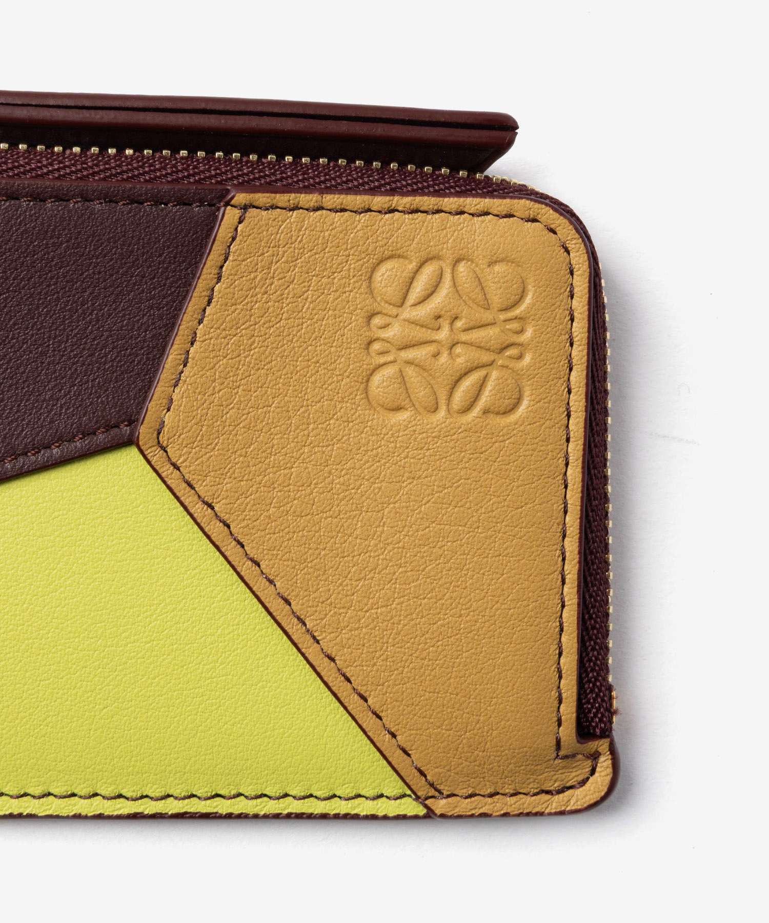 ロエベ LOEWE PUZZLE COIN CARDHOLDER IN CLASSIC CALFSKIN パズル コイン カードホルダー C510Z40X16 ミニ財布 フラグメントケース カードケース レディース 財布 小物