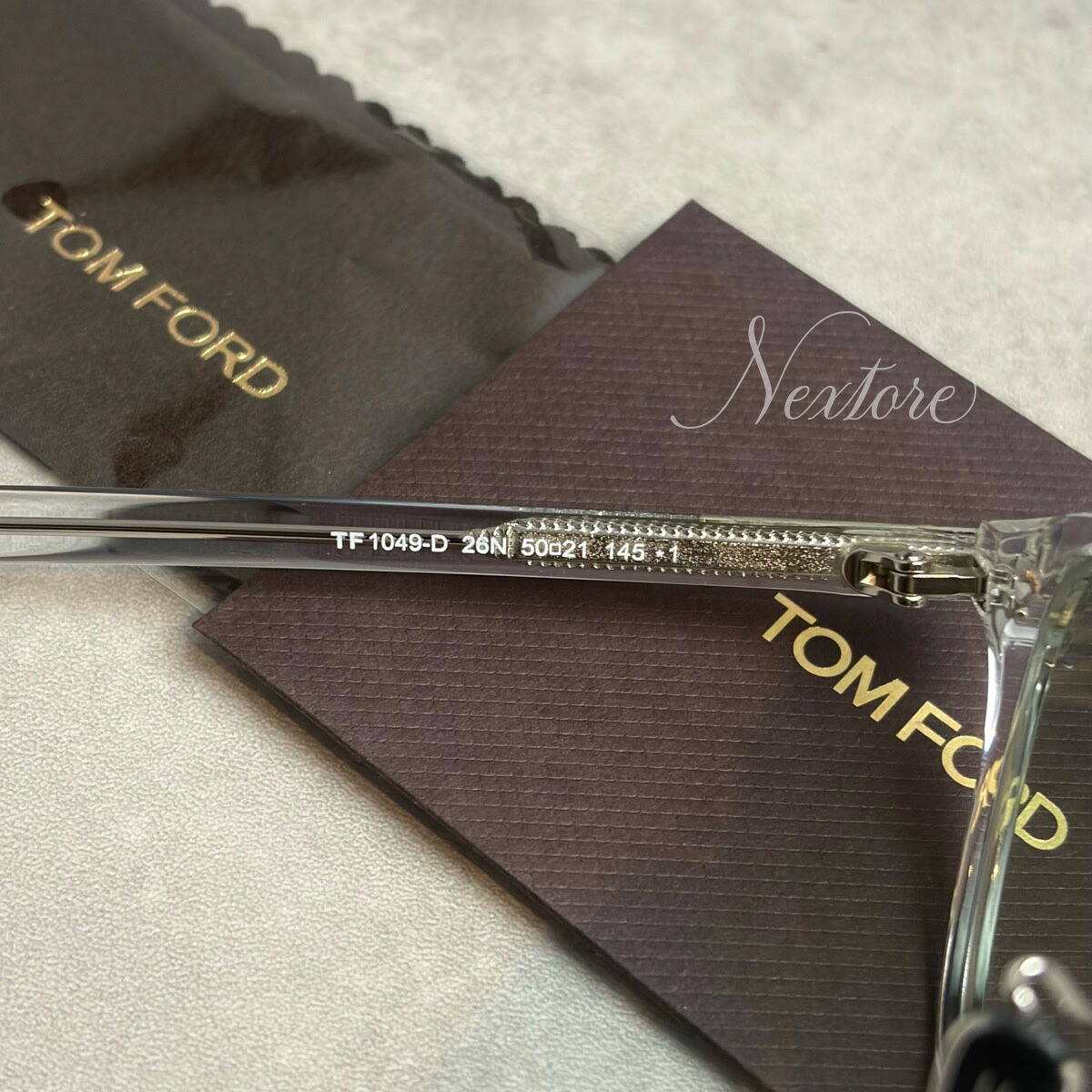 【並行輸入品】【正規品・新品】TOMFORD トムフォード TF1049D FT1049D 26N クリア ライトグリーン イタリア製 アジアンフィット サングラス メガネ 眼鏡 メンズ レディース TOM FORD トム フォード 伊達メガネ ビジネス