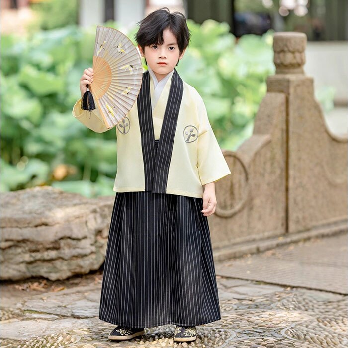 子供 男の子 袴セット 通販 和服 羽織 袴 襦袢 浴衣風 ゆかた 和風衣装 衣装 はかま 子ども こども 羽織袴セット かわいい かっこいい おしゃれ フォーマル 和装アンサンブル 記念写真撮影 ボーイズ