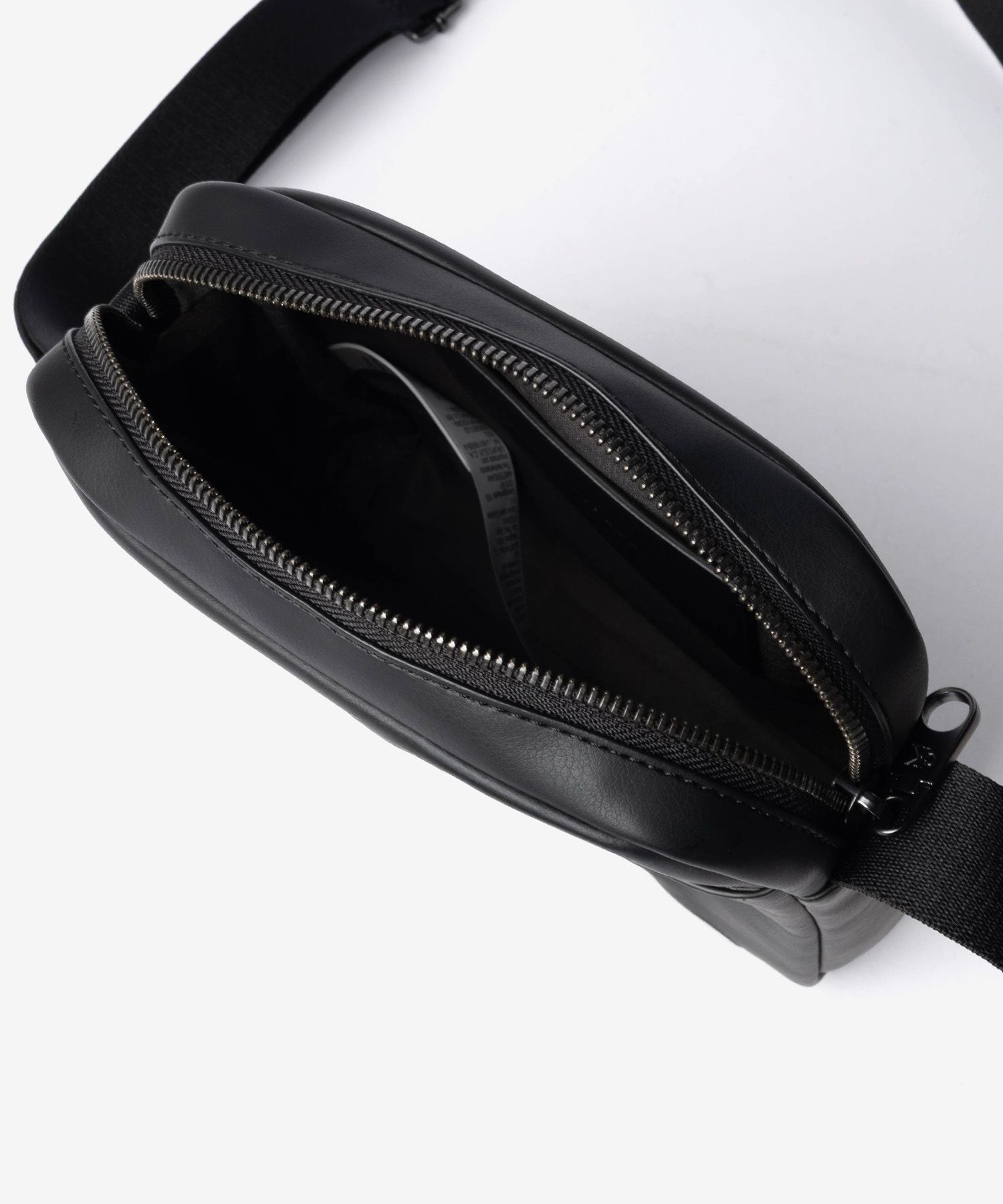 カルバンクライン Calvin Klein BOLD CK REPORTER ボールド CK リポーター LV04D3248G ショルダーバッグ メンズ バッグ