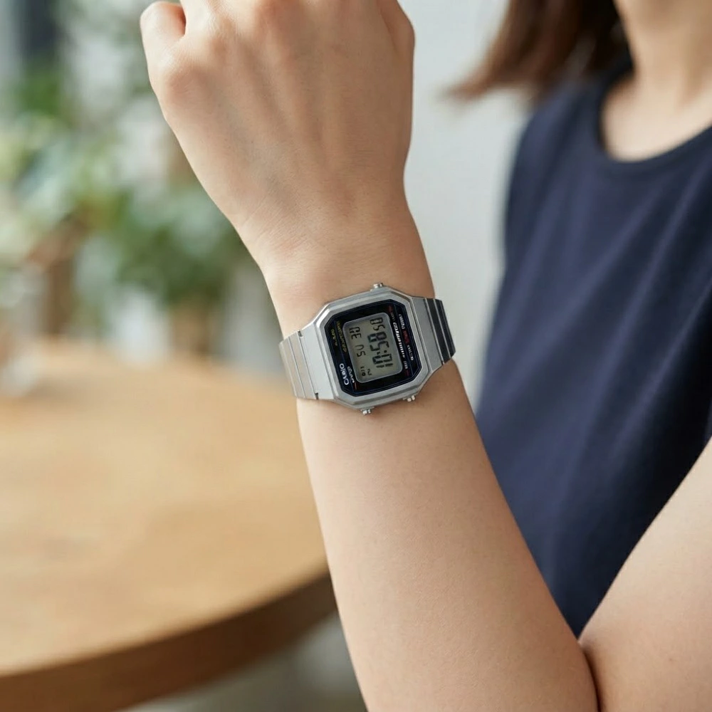 箱なし カシオ 腕時計 メンズ レディース CASIO シルバー ブラック デジタル レトロ メタル 5気圧防水 ストップウォッチ アラーム LEDライト 海外モデル 逆輸入 シンプル 通勤 通学 誕生日 プレゼント ギフト 成人 卒業 入学