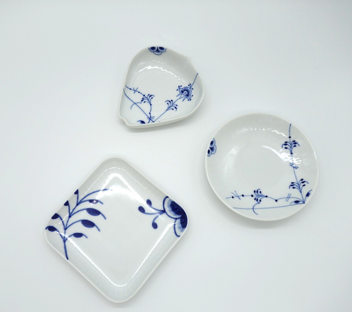 【ロイヤルコペンハーゲン】ブルーパルメッテ ペタルディッシュ 9cm　豆皿【結婚祝】【出産祝】【退職祝】【引越祝】【還暦祝】【記念品】