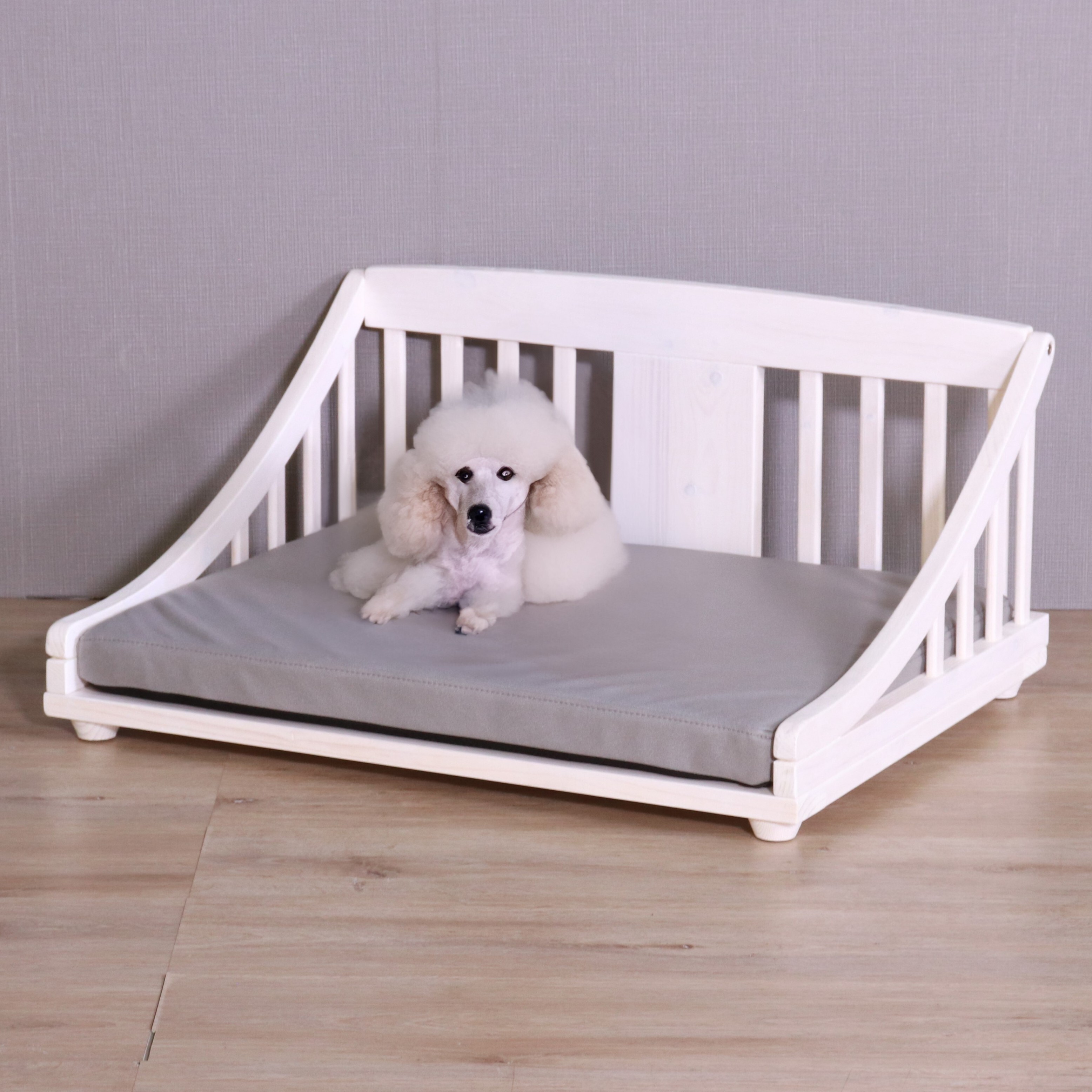ペットベッド giocoso パイン材 天然木 S・M ライトブラウン・ホワイト W52.5xD42.8xH34cm 犬 猫 ペット家具 ペット用品 ライトブラウン ホワイト おしゃれ