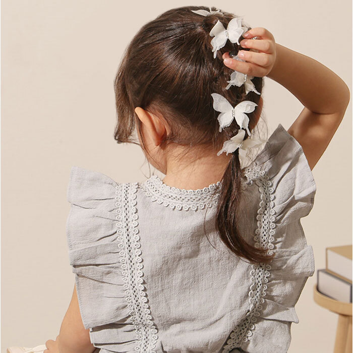 RORA ヘアクリップ 4個セット 通販 ローラ ローズ ヘアークリップ ヘアアクセサリー 髪飾り キッズ 子供 子ども こども ミニ 小さめ 蝶々 ちょうちょ リボン かわいい おしゃれ 女の子 女子 入園式 卒園式 入学式 卒業式 結婚式 キッズファッション