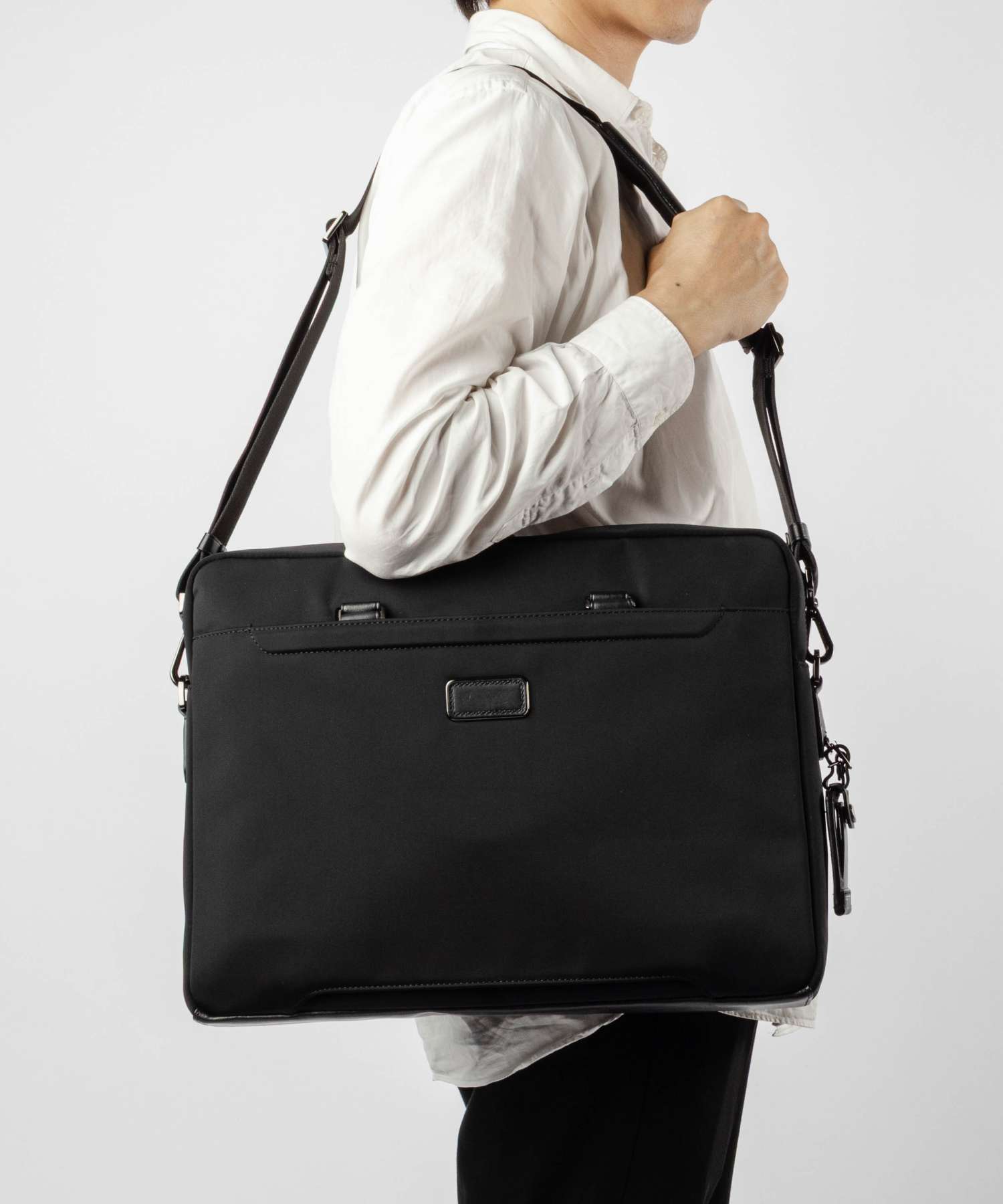 トゥミ TUMI HARRISON ハリソン AVONDALE TOP ZIP BRIEF アヴォンデール トップ ジップ ブリーフ 06602052D 148590 ブリーフケース ビジネスバッグ ショルダーバッグ メンズ バッグ
