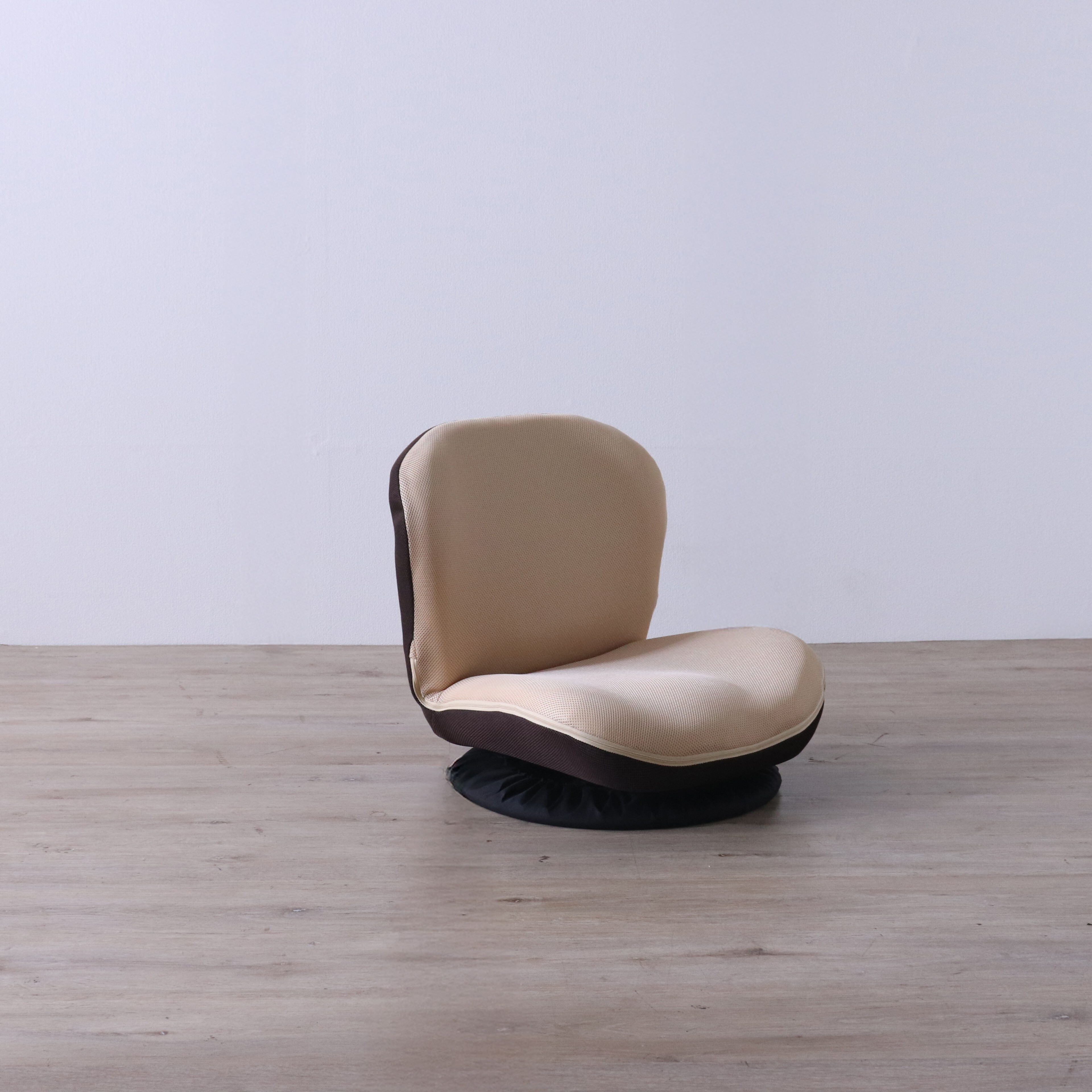 高座椅子 カム 回転式 リクライニング 完成品 360度回転 ブラック・ベージュ W52×D58~92×H52cm座面高15cm 座椅子 リクライニングチェア パーソナルチェア 肘付き ブラック ベージュ おしゃれ
