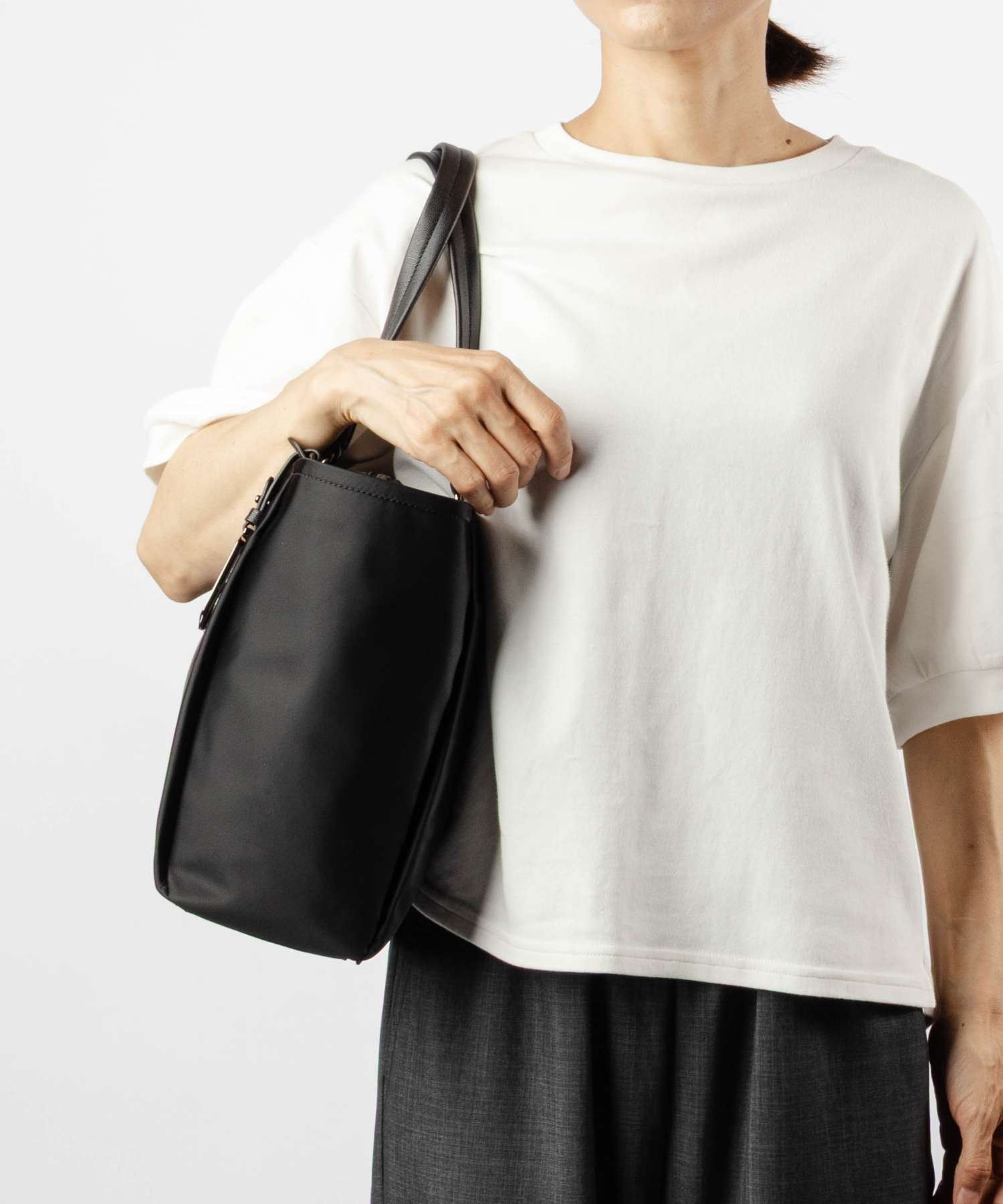 トゥミ TUMI VOYAGEUR ヴォヤジュール VALETTA MEDIUM TOTE ヴァレッタ ミディアム トート 0196722 159130 トートバッグ レディース バッグ