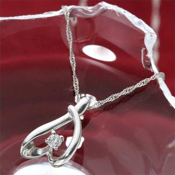 ネックレス レディース プラチナ Pt900 ダイヤモンド 0.03ct 一粒 ペンダント ジュエリー アクセサリー シンプル 上品 華奢 記念日 誕生日 プレゼント ギフト