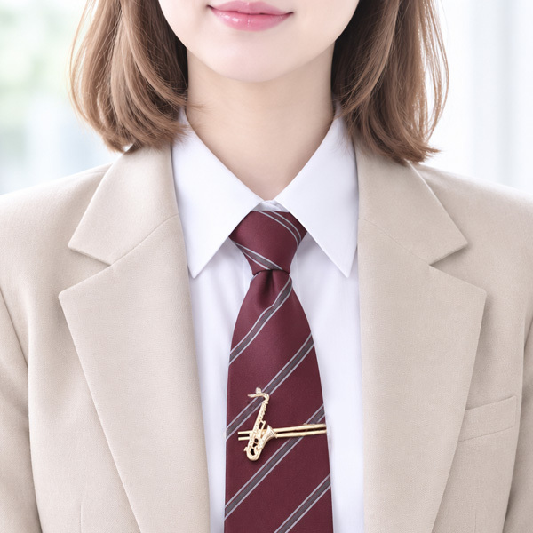 【サックスネクタイピン☆日本製】スーツの胸元のアクセサリーにラグジュアリー感漂うタイバーを！結婚式/謝恩会/卒業式/入学式/入園式/ユニーク/音符/楽器/メンズ/レディース