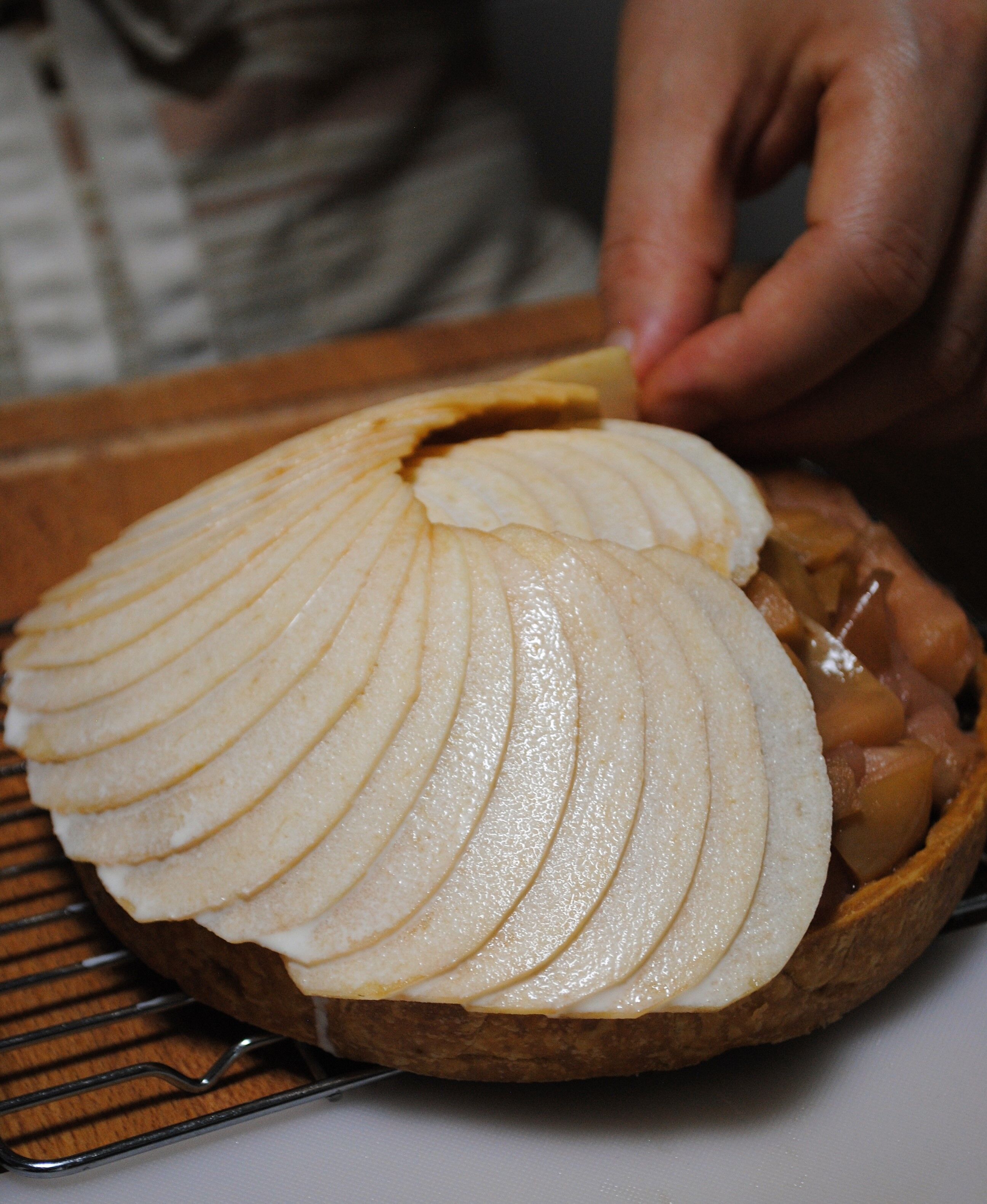【紅玉りんごを贅沢に使ったりんごのタルト】ギフト 母の日 父の日  誕生日 バースデーギフト ご褒美 りんごのタルト ご褒美スイーツ プチ贅沢 クリスマス 贈り物 手作りスイーツ お家カフェ