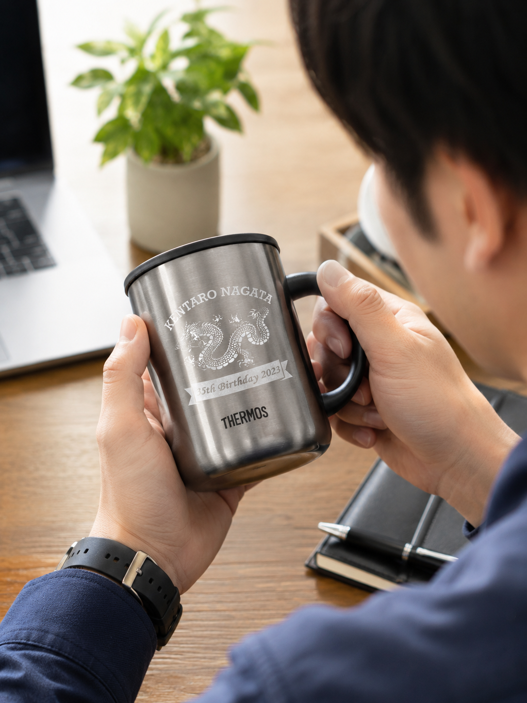 退職 異動 名入れ ギフト SXX THERMOS サーモス フタ付きステンレスマグカップ 450ml JDG-450 / プレゼント ギフト 退職 記念 誕生日 早寿 長寿 祝い 数量限定