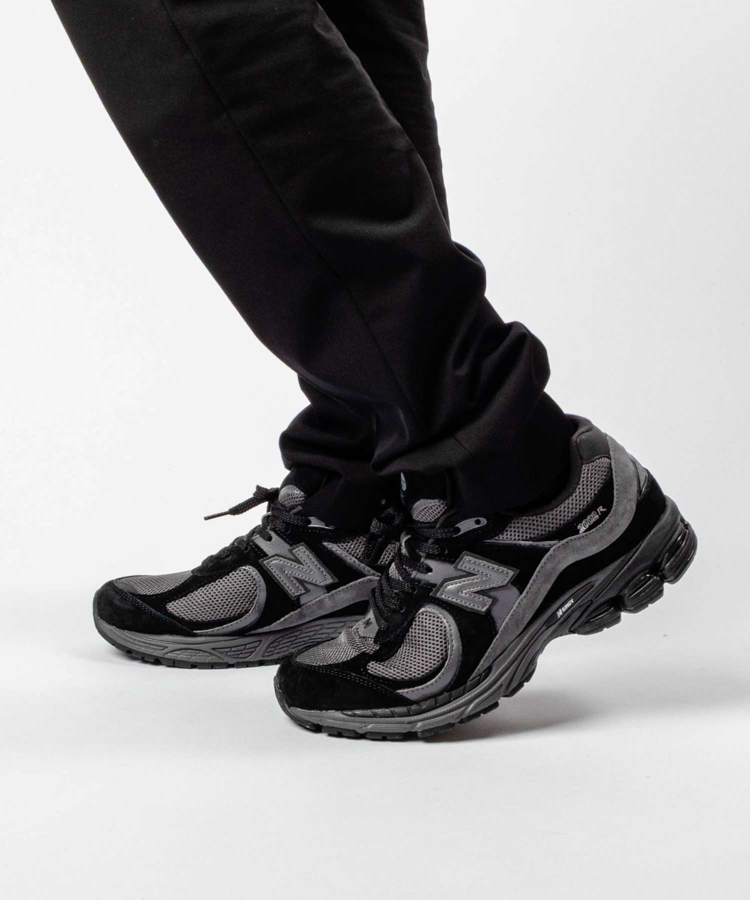 ニューバランス New Balance M2002R スニーカー メンズ シューズ ローカット ワイズD M2002RSH M2002RBL