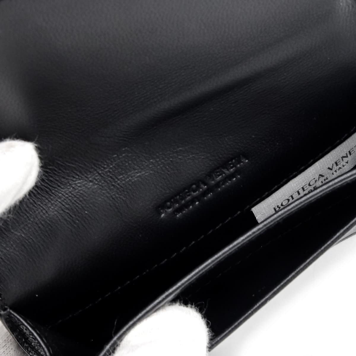 ボッテガヴェネタ 名刺入れ イントレチャート メンズ レディース カードケース BOTTEGA VENETA ブラック 黒 本革 ラムレザー 羊革 ビジネス 名刺ケース カードホルダー 174646 V3UN1 1275
