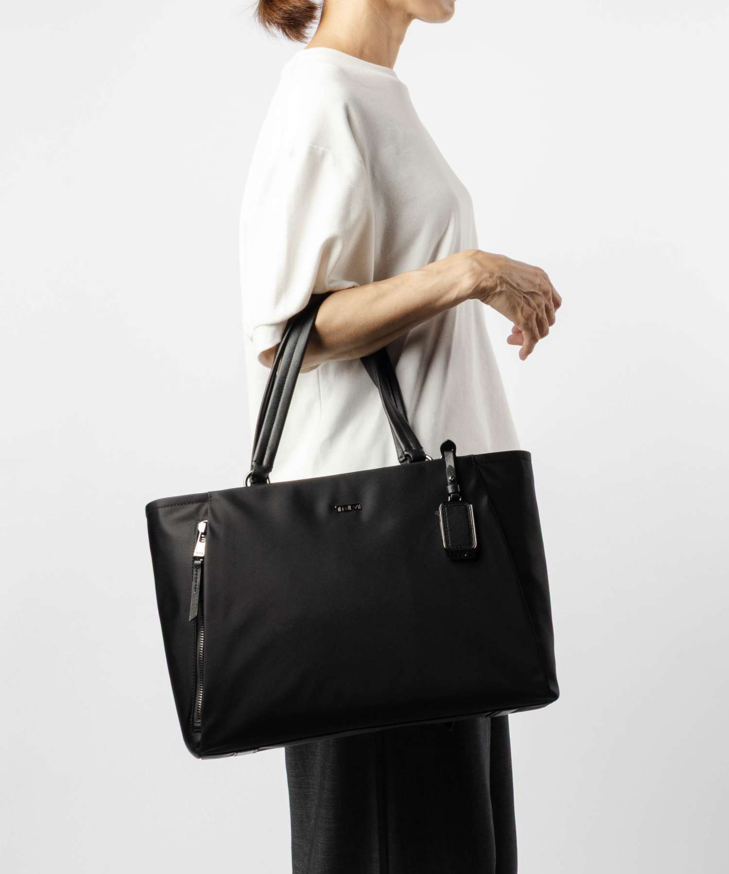 トゥミ TUMI VOYAGEUR ヴォヤジュール VALETTA MEDIUM TOTE ヴァレッタ ミディアム トート 0196722 159130 トートバッグ レディース バッグ
