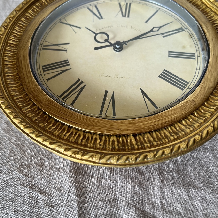 輸入雑貨 時計 ウォールクロック ホワイト リビングスタジオ 直輸入 エレガント クラシック アンティーク シャビー