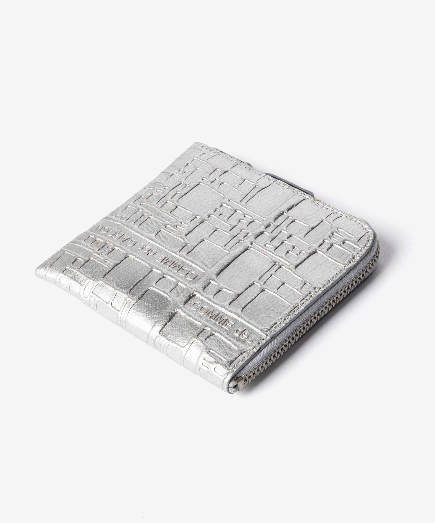 コムデギャルソン COMME DES GARCONS EMBOSSED LOGOTYPE エンボスロゴタイプ HALF ZIP WALLET ハーフジップ ウォレット SA3100EG ミニ財布 L字ファスナー コインケース ユニセックス 財布