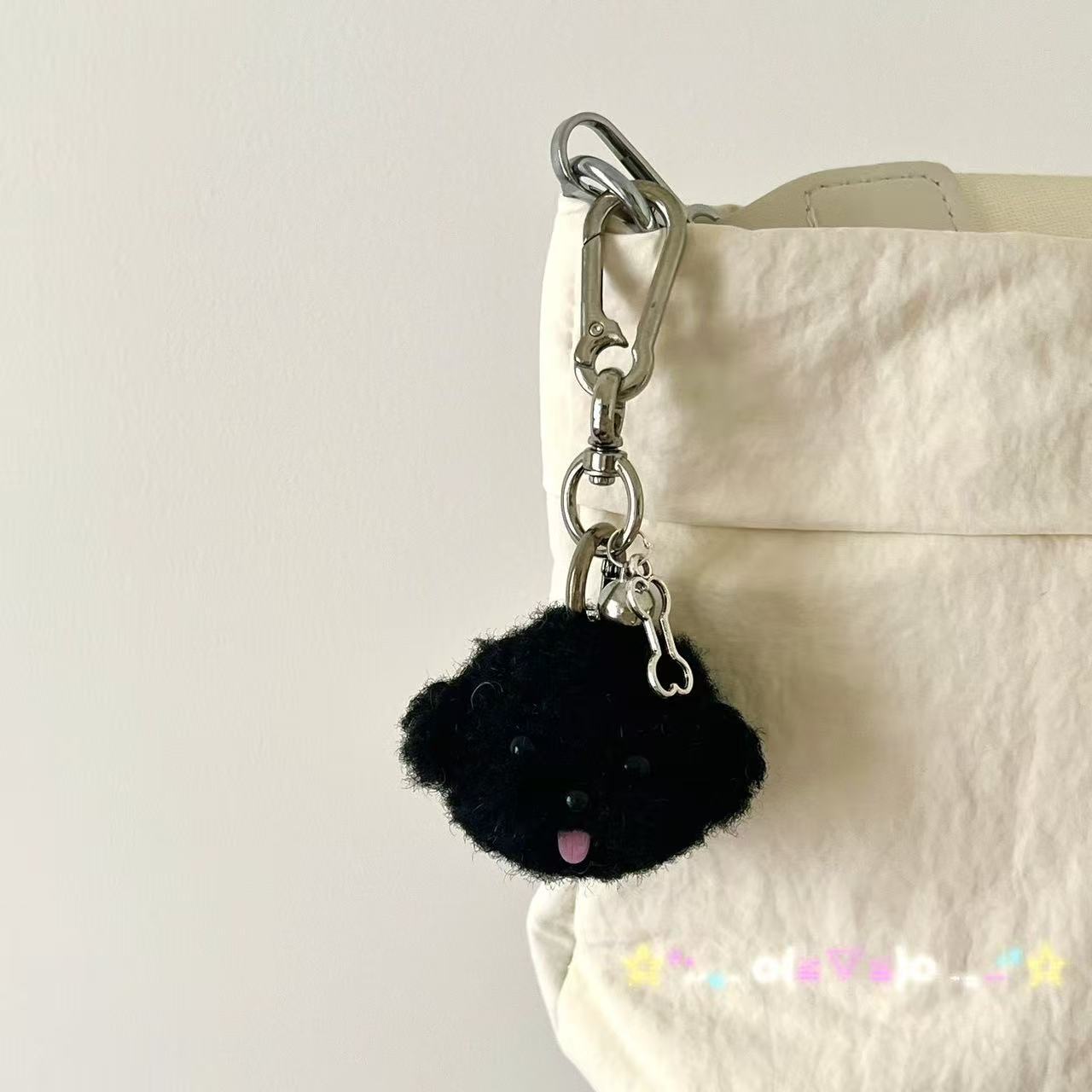 トイプードル キーホルダー ぬいぐるみ 犬 キーホルダー ふわふわ バッグチャーム プードル マスコット チャーム 可愛い 犬グッズ バッグ 鍵 小物 プレゼント ギフト 全5色