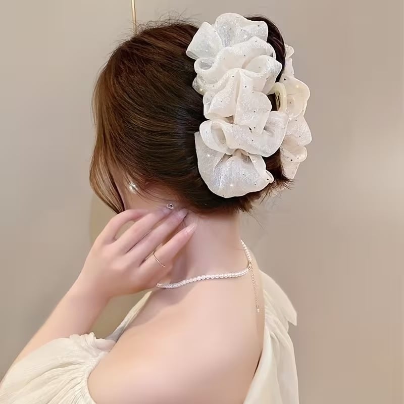 ヘアクリップ しっかり留まる シュシュ シフォン バンスクリップ 髪留め ロングヘア 大 バレッタ バンス ヘアアクセサリー 大人 シンプル 大きい おしゃれ かわいい ホワイト ブラック トレンド ガーリー 落ちにくい 大きめ ボリューム
