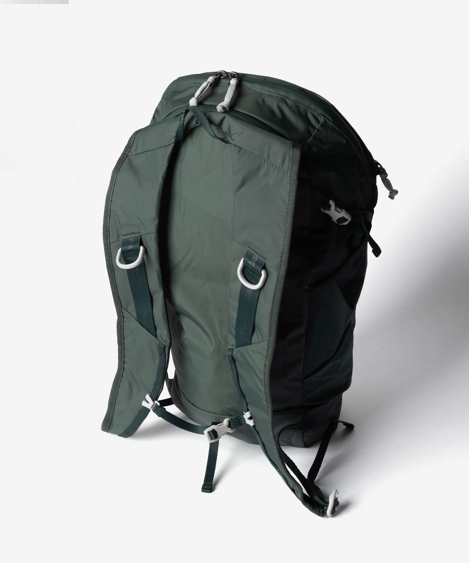マタドール Matador 18L ZIPPER PACKABLE BACKPACK PACKED ジッパー パッカブル バックパック MATZPB18001 リュックサック ユニセックス バッグ