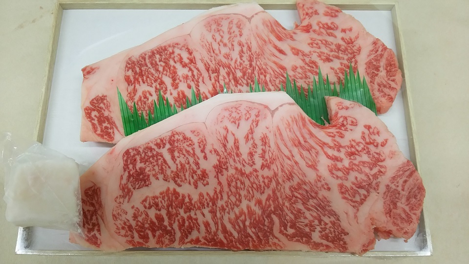  国産黒毛和牛ロースステーキ　ST-48【送料無料※一部地域を除く】牛肉  ギフト 御中元 御歳暮 御礼 結婚内祝 出産内祝 粗品 快気祝い 