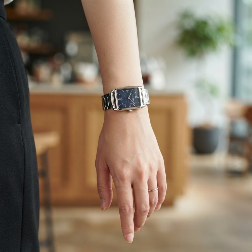 コーチ 腕時計 メンズ レディース 正規品 5年保証 エリオット ユニセックス スクエア ネイビー 紺 シルバー メタルベルト 薄型 上品 おしゃれ 彼氏 彼女 夫 妻 誕生日 記念日 プレゼント ギフト 純正ショッパー付き COACH ELLIOT 成人 卒業 入学