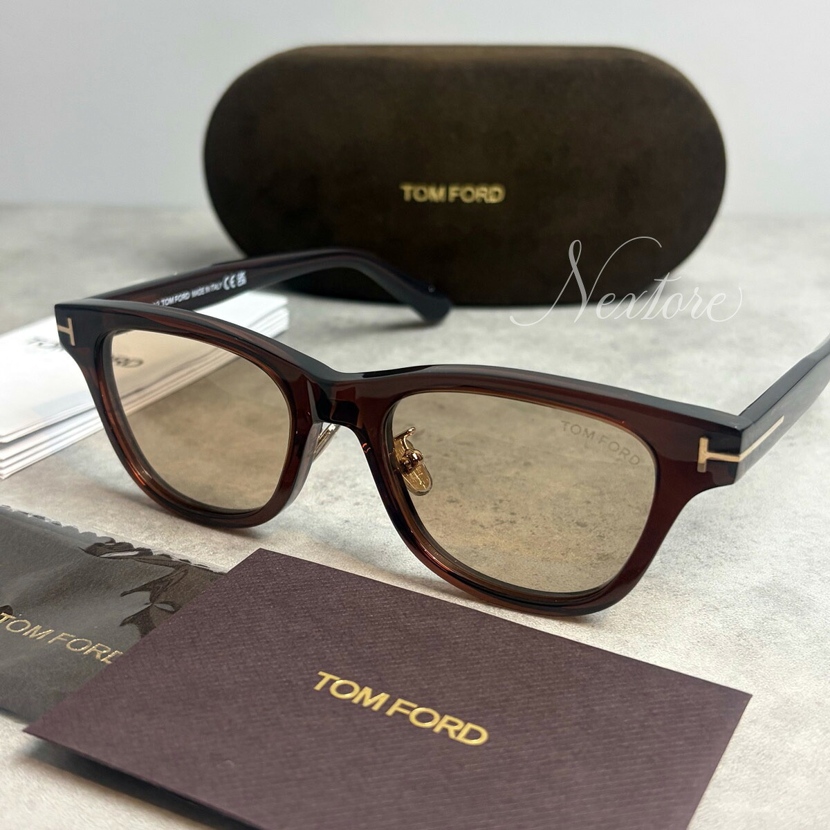 【並行輸入品】【正規品・新品】TOMFORD トムフォード TF1353D FT1353-D 48E クリアブラウン ライトブラウン イタリア製 サングラス メガネ 眼鏡 メンズ レディース TOM FORD トム フォード 伊達メガネ ビジネス アジアンフィット