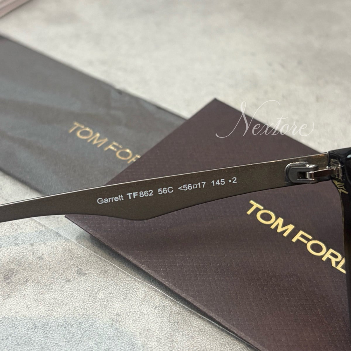 【並行輸入品】【正規品・新品 箱付き】TOMFORD トムフォード TF862 FT862 56C イタリア製 サングラス メガネ 眼鏡 メンズ レディース TOM FORD トム フォード 伊達メガネ