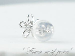 ピアス レディース 18金 タンザナイト ホワイトゴールドk18 フラワー カラーストーン 花 花ピアス 12月誕生石 スタッドピアス クリスマス