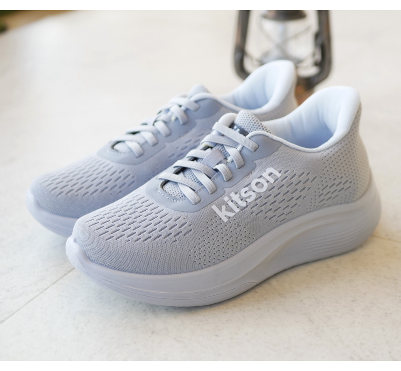 kitson スニーカー レディース 厚底 歩きやすい ゴムシューレース 履きやすい 軽量 フライニット フラット 通勤 スポーツ ウォッシャブル 誕生日 結婚記念日 母 妻 祖母 娘 父 夫 祖父 息子 友達 親戚 兄弟 父の日 母の日 クリスマス ホワイトデー 卒業 入学 バレンタインデー ラッピング ギフト
