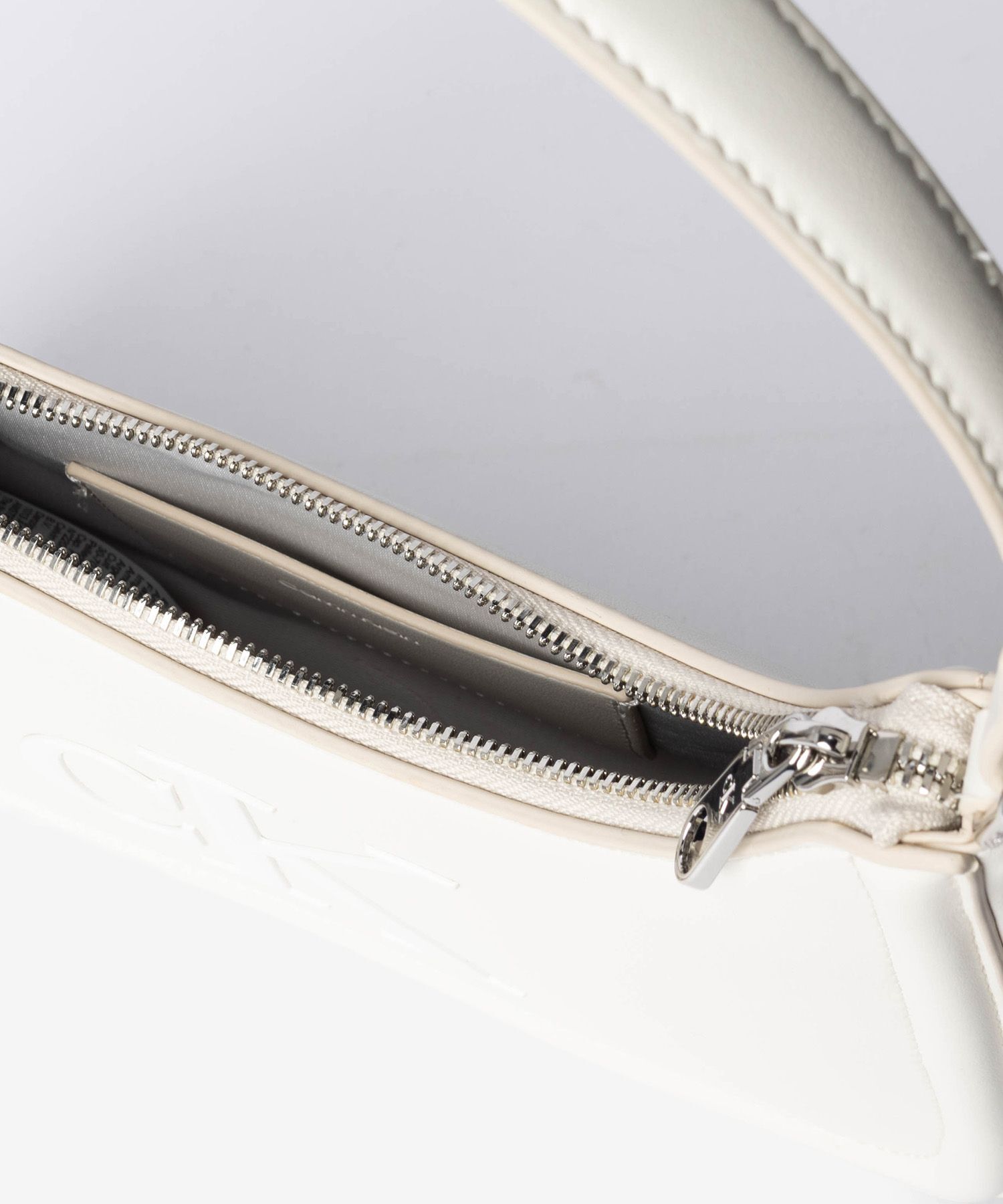 カルバンクライン Calvin Klein BOLD CK SMALL SHOULDER BAG ボールド スモールショルダーバッグ LV04F3230G ハンドバッグ レディース