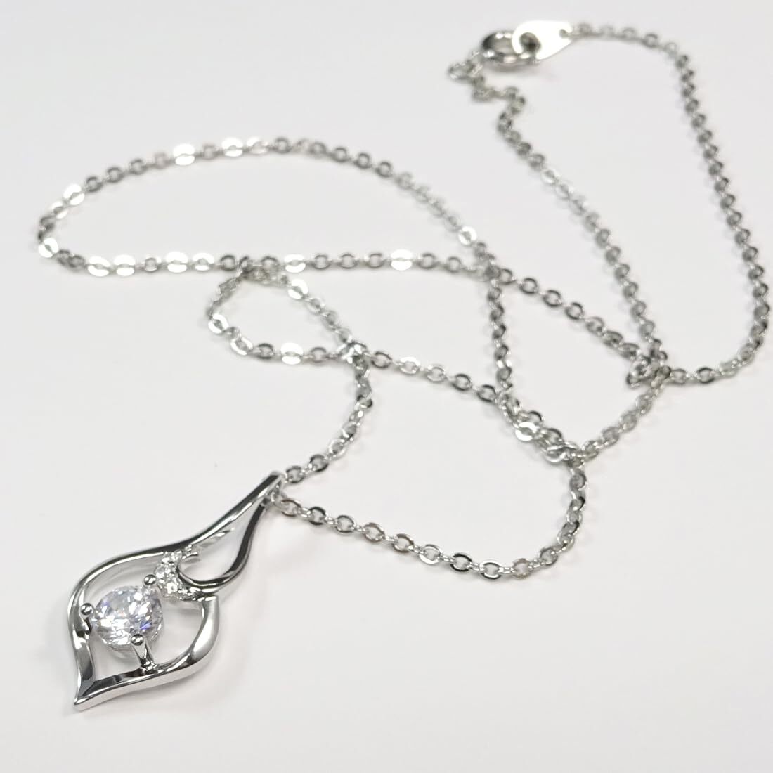 SILVER925 キュービックジルコニアストーン 雫型ネックレスペンダント 大粒一粒CZ【送料無料】【レディース,激安,特価,通販】
