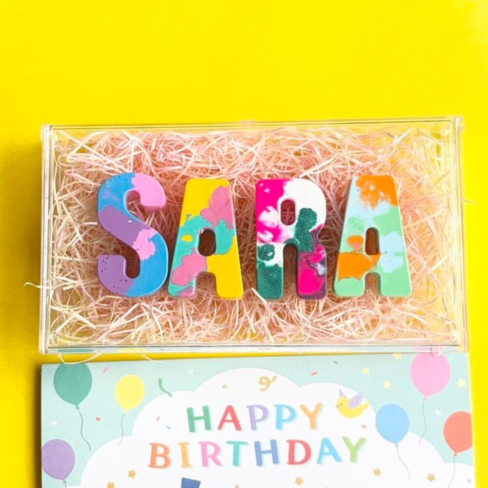 名入れクレヨン 誕生日プレゼント 出産祝い 女の子 男の子 1歳 2歳 3歳 知育玩具 飾れる クレヨン ギフト プチギフト