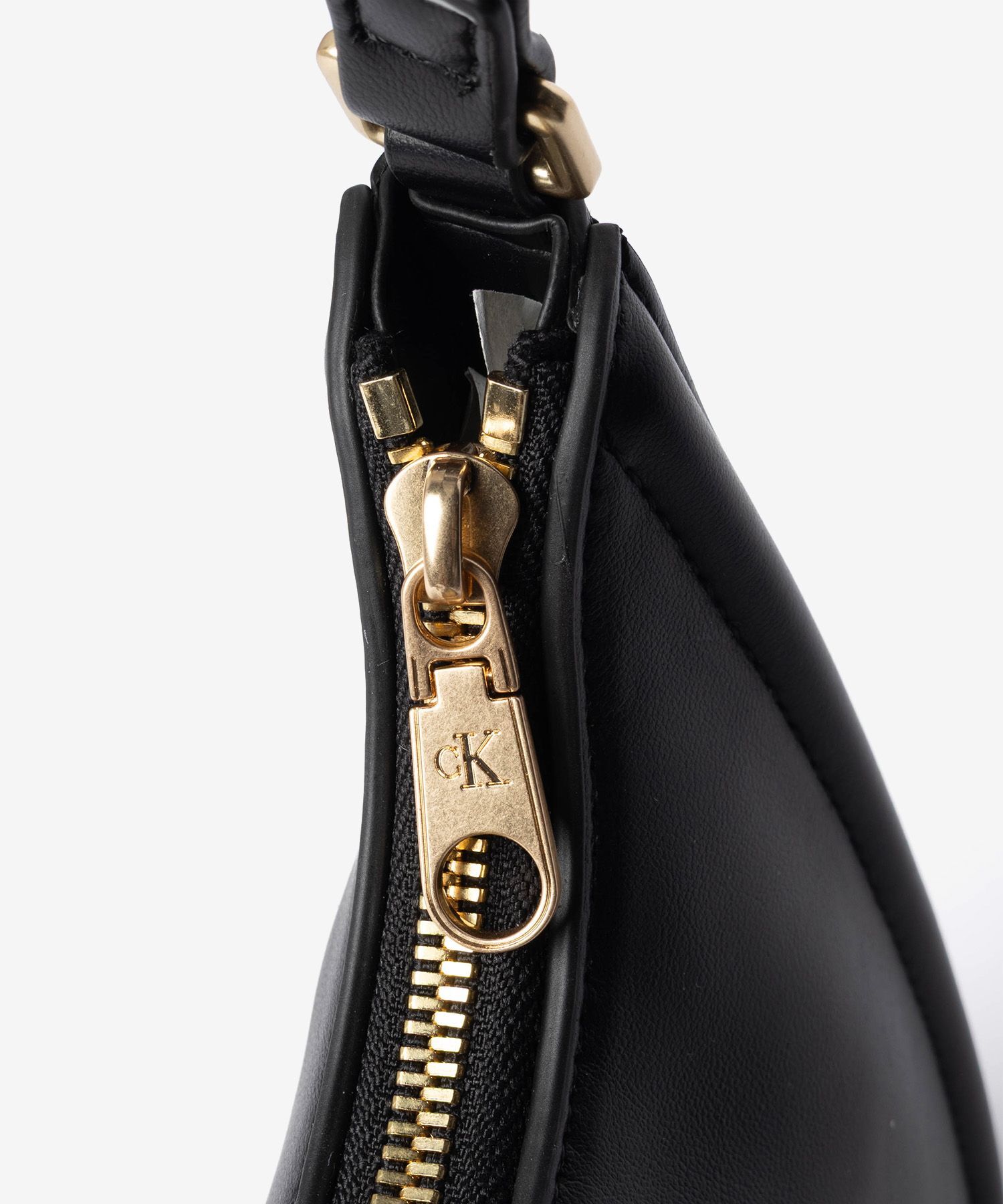 カルバンクライン Calvin Klein RAISED CK SMALL SHOULDER BAG レイズド CK ショルダーバッグ LV04F3230G ショルダーバッグ ハンドバッグ レディース
