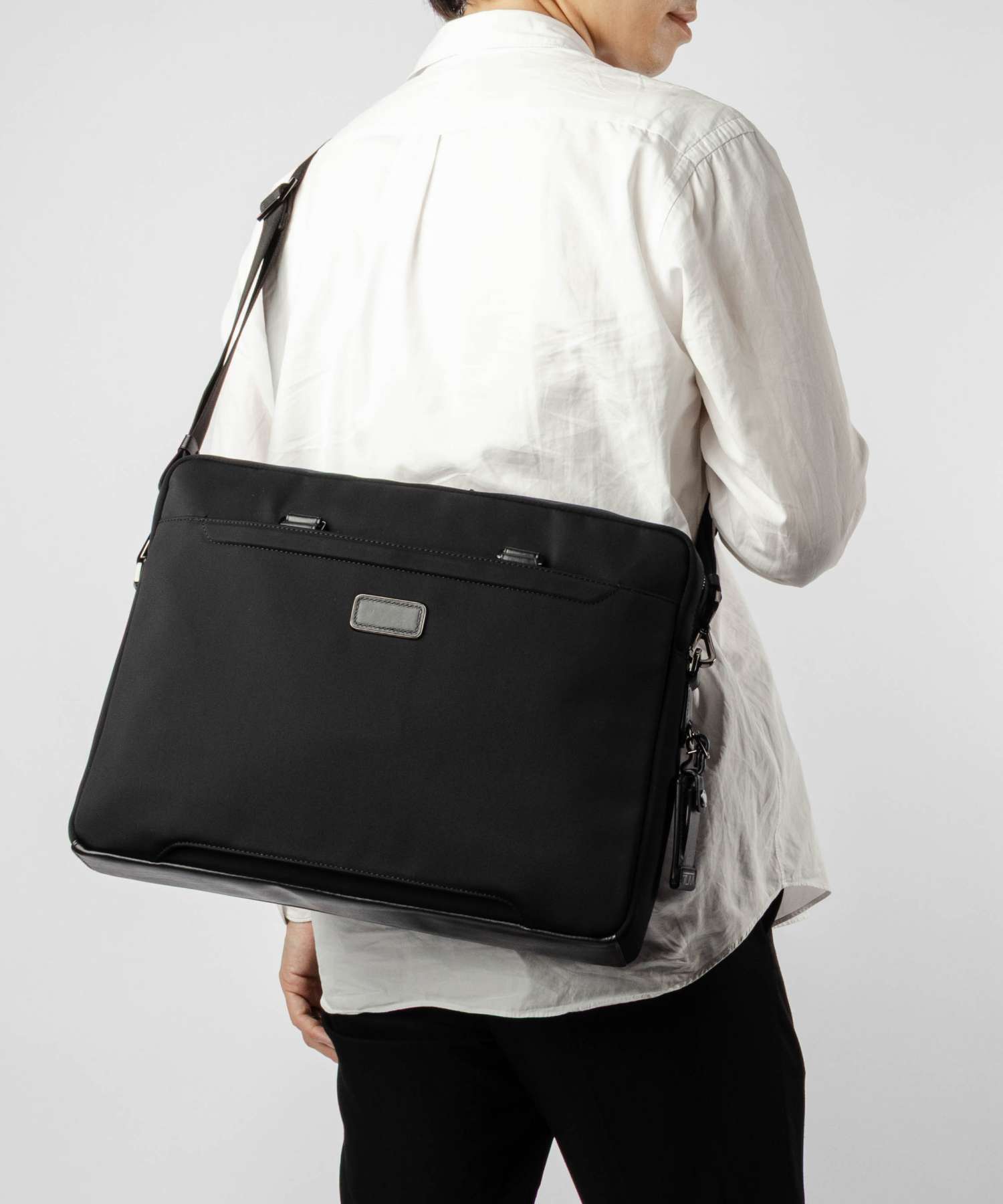 トゥミ TUMI HARRISON ハリソン AVONDALE TOP ZIP BRIEF アヴォンデール トップ ジップ ブリーフ 06602052D 148590 ブリーフケース ビジネスバッグ ショルダーバッグ メンズ バッグ
