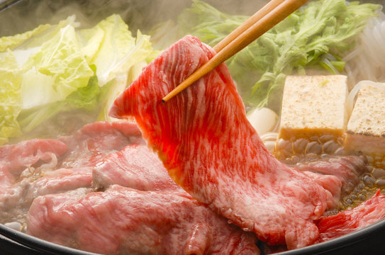  国産黒毛和牛ロースすき焼き　RSY-04【送料無料※一部地域を除く】牛肉  ギフト 御中元 御歳暮 御礼 結婚内祝 出産内祝 粗品 快気祝い 
