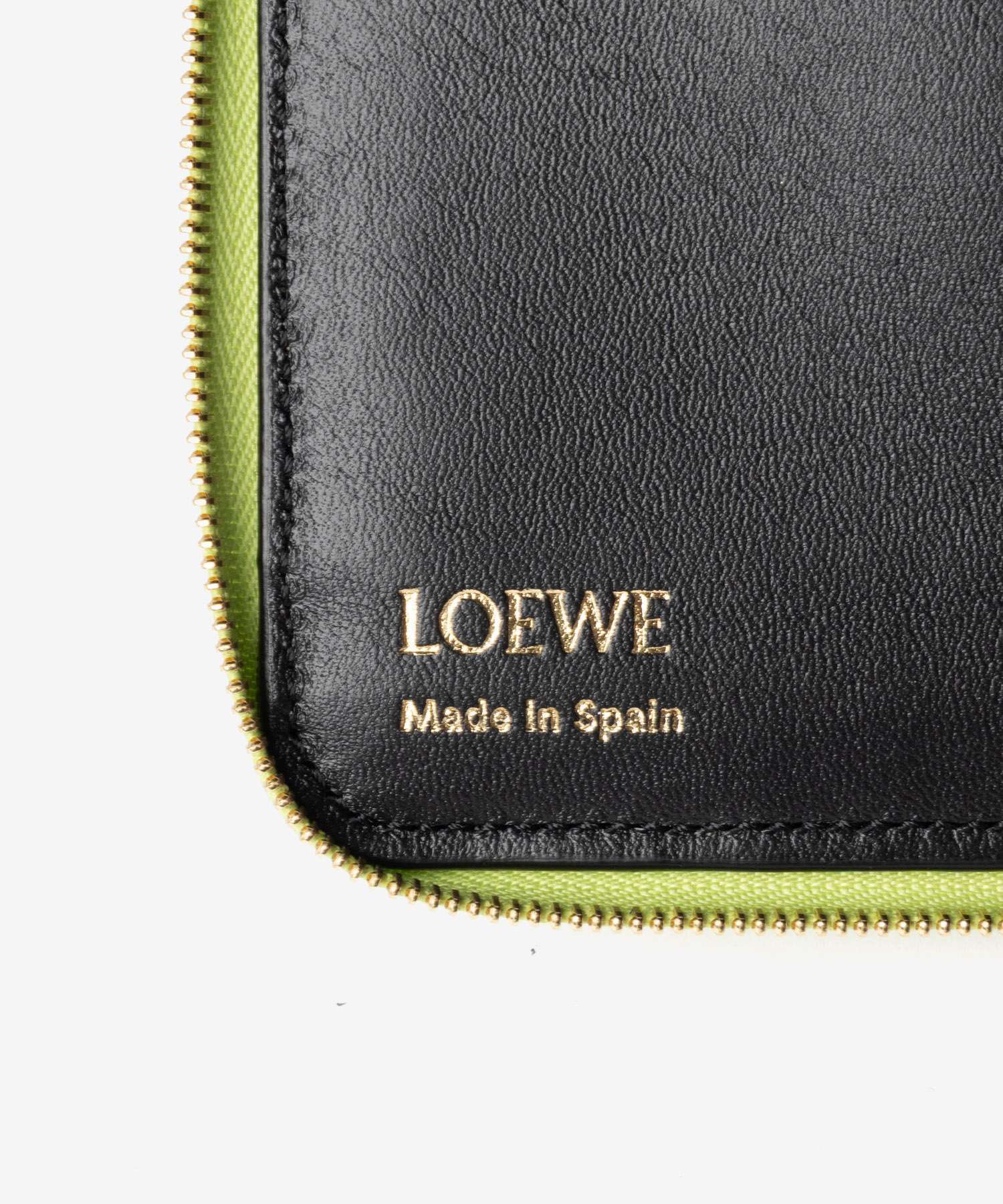 ロエベ LOEWE KNOT COMPACT ZIP AROUND WALLET IN SHINY NAPPA CALFSKIN ノット コンパクト ウォレット シャイニーナパカーフ CEM1CWZX01 二つ折り財布 ミニ財布 レディース 財布