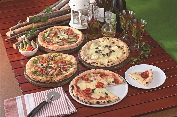 送料無料 北海道産地直送 ハーベスター八雲 HOKKAIDO PIZZA 4枚セット  ※ご注文後約7～10日前後での発送となります。沖縄・離島へは別途配送料が発生いたします お取り寄せグルメ スイーツ
