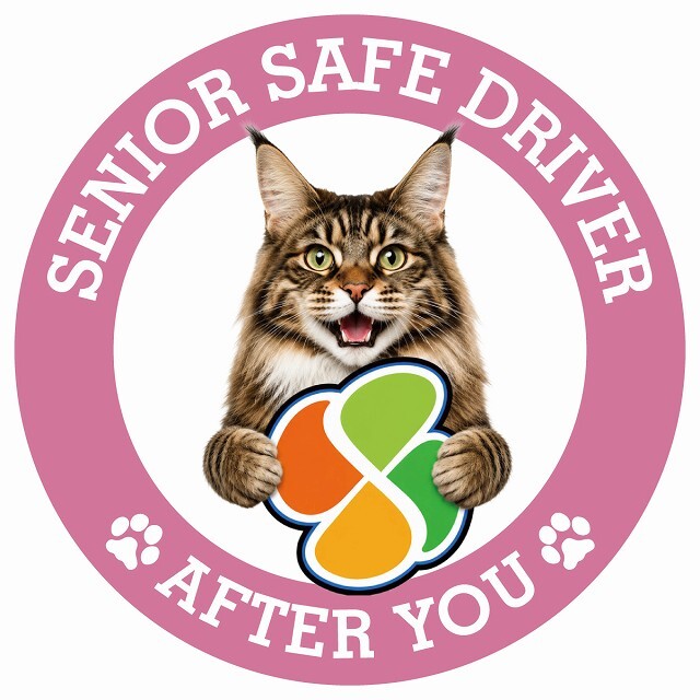 カーサイン 高齢者マーク SENIOR SAFE DRIVER メインクーン ステッカー シール 直径13cm 肉球 日本製 車