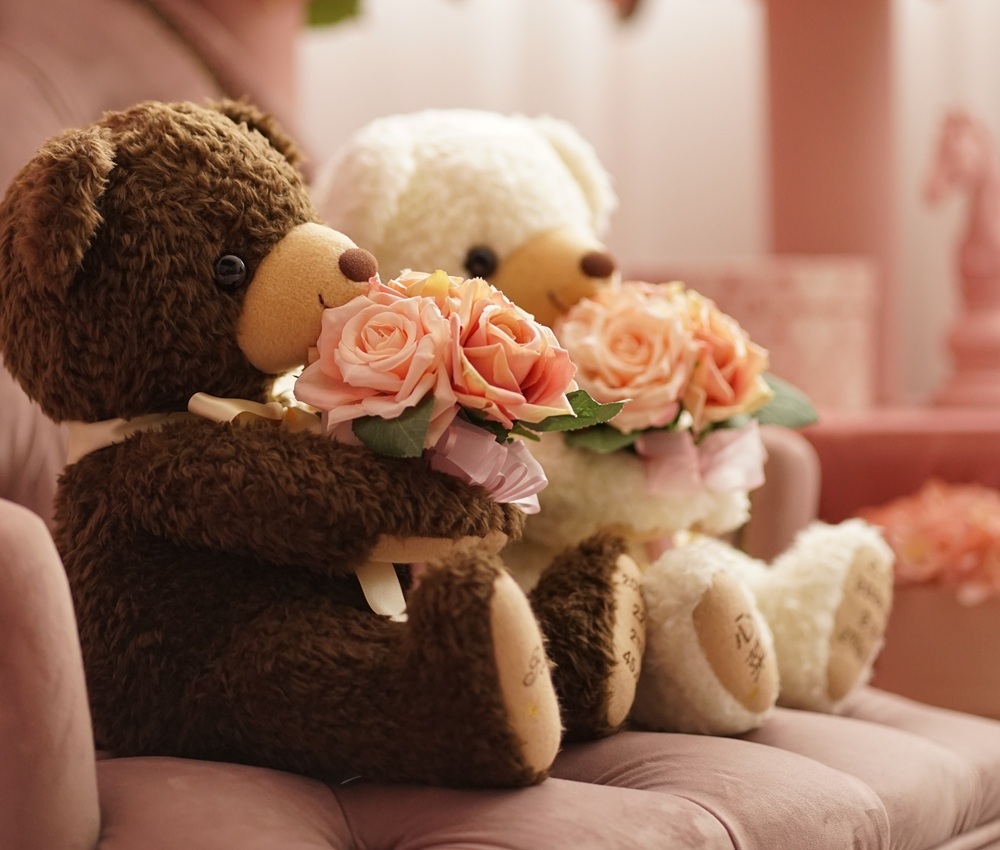 花束ココ体重ベア1体｜結婚式・成人式のギフトに｜ブーケを抱いた華やかな体重ベア