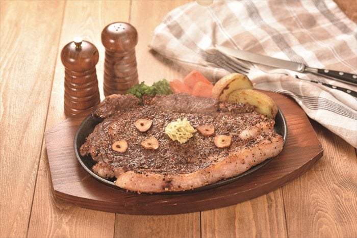 送料無料 北海道産地直送 大金畜産 十勝牛リブロースポンドステーキ450g×2  ※ご注文後約7～10日前後での発送となります。沖縄・離島へは別途配送料が発生いたします お取り寄せグルメ スイーツ