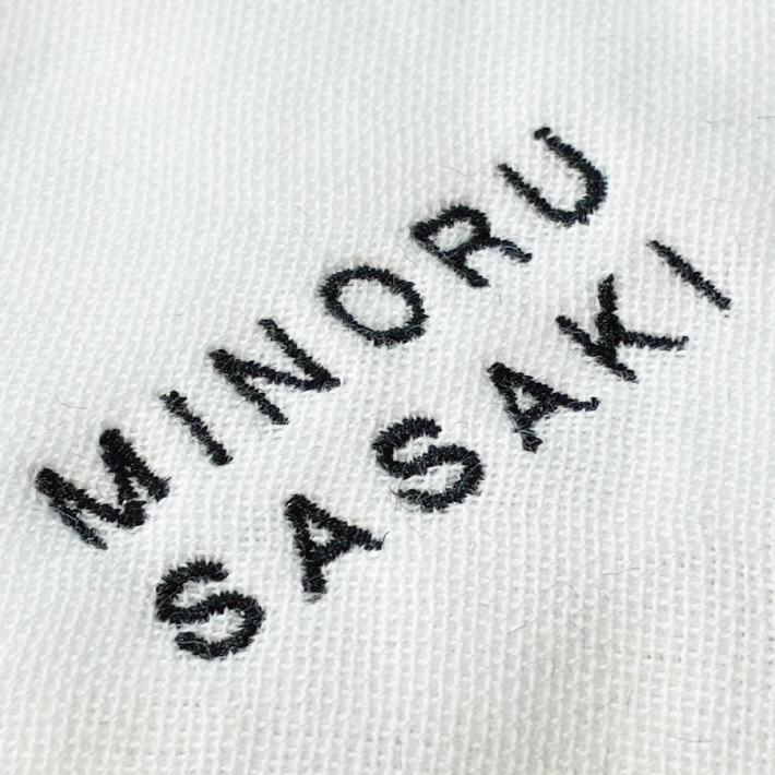 【名入れ 刺繍】【30枚以上で購入可能】座席札 名入れ ハンカチ《今治ガーゼ》(名入れハンカチ ギフト プレゼント 結婚式 結婚祝い 引出物 記念品 贈り物 ハンドタオル タオルハンカチ 今治 今治ハンカチ 今治タオル ハンカチタオル おしゃれ かわいい 雑貨 ハンカチ 綿100％ 日本製）159