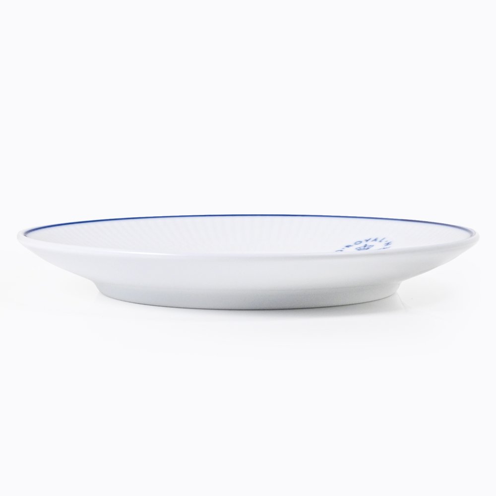 ロイヤルコペンハーゲン ブルーライン クーププレート 19cm 1658729 (1058884) 【スペシャルラッピング660円(別売り)】 北欧食器 洋食器 送別会 誕生日 お中元 還暦祝い 結婚祝い 結婚式 高級 父の日 母の日 成人祝い ホワイトデー