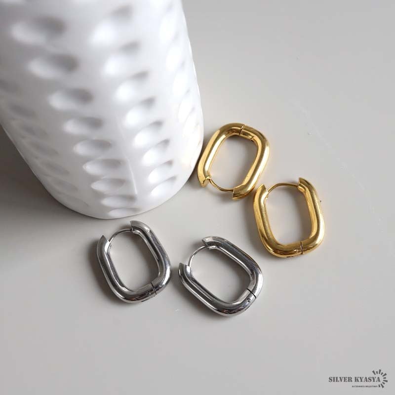 ステンレス ワイド スクエアピアス 2カラー 両耳用2点セット レディース フープ 四角 太幅 角丸 艶感 立体感 シンプル モード きれいめ 大人 上品 カジュアル 耳元 アクセサリー 存在感 メタル ミニマル おしゃれ デイリー