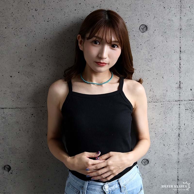 ターコイズ 細身 ビーズネックレス 不規則サイズ アクセサリー 首飾り 青緑 差し色 重ね付け シンプル カジュアル ナチュラル エスニック ボヘミアン リゾート 夏コーデ デイリー おしゃれ 小粒 レディース 大人コーデ