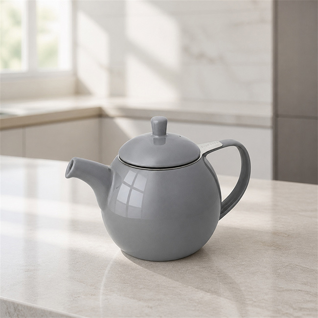 TEATRADING カーヴ ティーポット[お茶 ポット 耐熱 食洗機で洗える 陶器 食洗機対応 電子レンジ対応 丸い 紅茶ポット 紅茶 急須 ストレーナー付き 茶こし ティーサーバー おしゃれ かわいい 北欧 韓国 デザイン 茶こし付き]