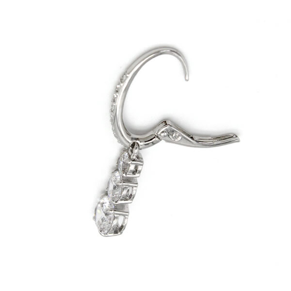 SWAROVSKI スワロフスキー ピアス 5416155 Stilla Attract アクセサリー ホワイト シルバー