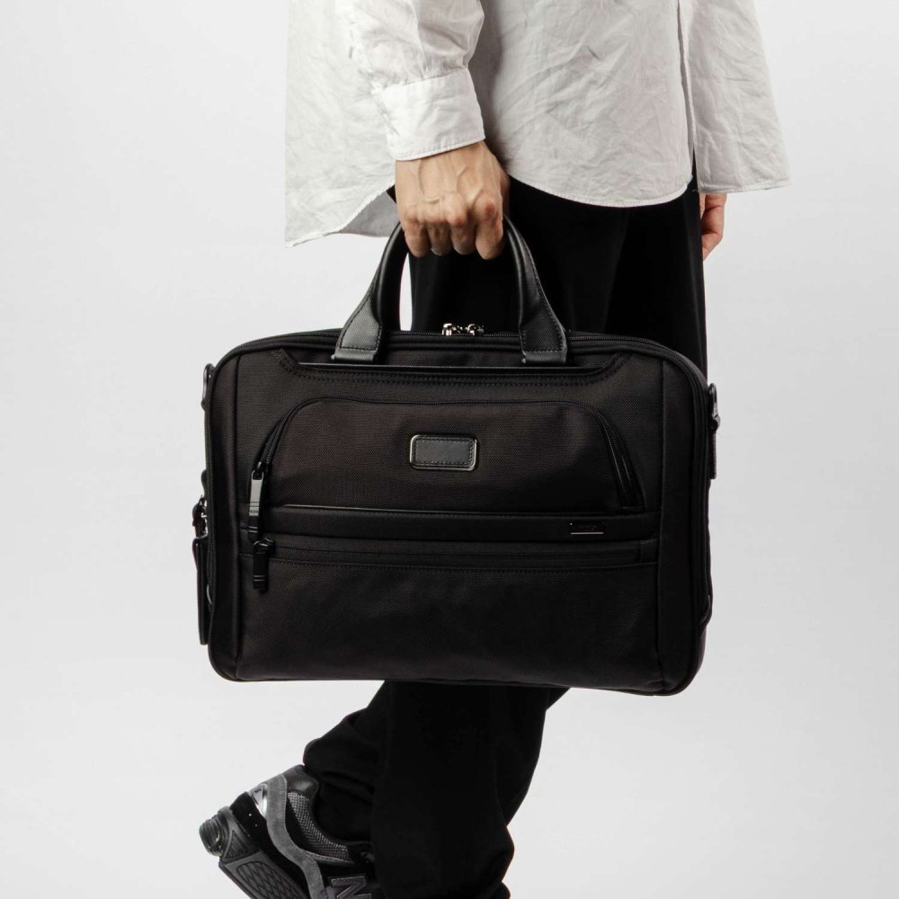 トゥミ TUMI ALPHA アルファ MEDIUM 15 BRIEFCASE ミディアム 15インチ ブリーフケース 02203728D4 158969 ビジネスバッグ ショルダーバッグ メンズ バッグ
