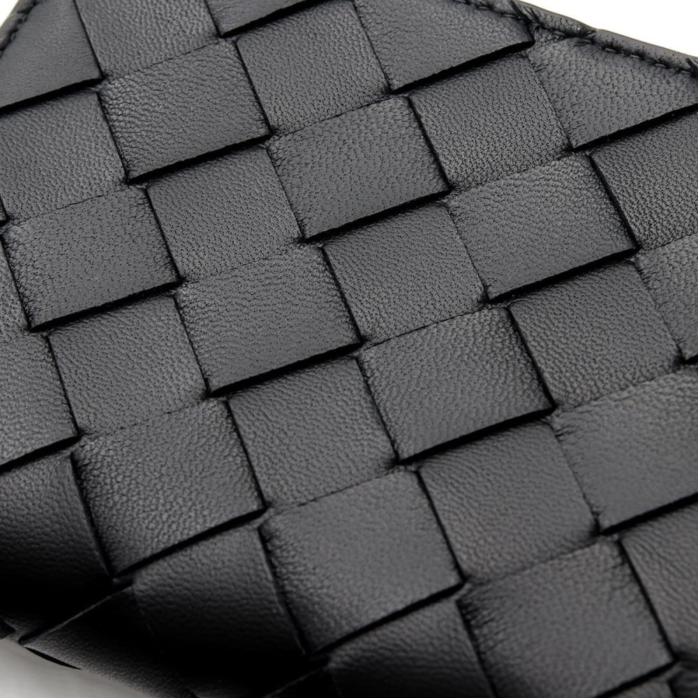ボッテガヴェネタ BOTTEGA VENETA 二つ折り財布 レディース メンズ イントレチャート 本革 レザー ブラック 黒 ミニ財布 小銭入れ付き ファスナー コインケース 742330 V3UH2 8425