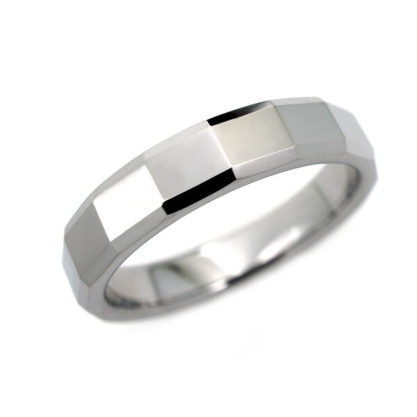 【レーザー刻印対応】金属アレルギーに優しい タングステン ワイド 4mm または 6mm ステップカット リング 1本 名入れ レディース メンズ 結婚指輪 ペアリング マリッジリング ギフト 誕生日 プレゼントに（1751006-7）