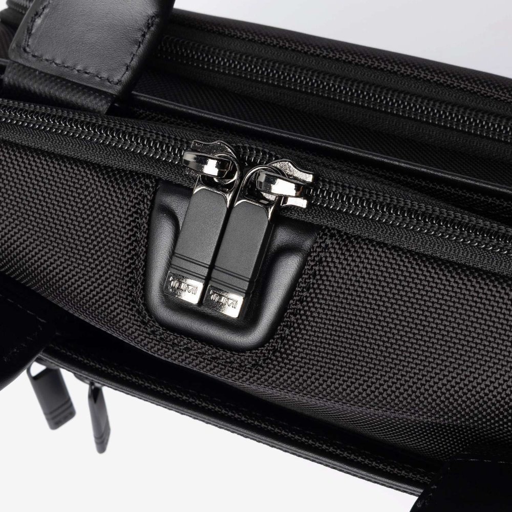 トゥミ TUMI ALPHA アルファ MEDIUM 15 BRIEFCASE ミディアム 15インチ ブリーフケース 02203728D4 158969 ビジネスバッグ ショルダーバッグ メンズ バッグ